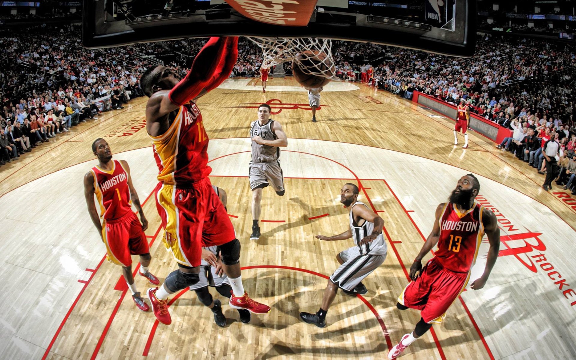 九游体育入口-双线奇观,塞维利亚欧联首秀贴柱远射,埃因霍温为NBA季后赛调整名单